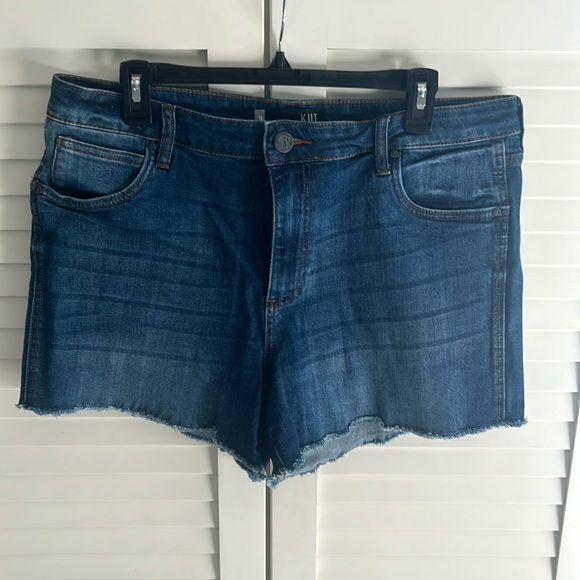 KUT FROM THE KLOTH GIDGET JEAN SHORTS - Picture 1 of 4
